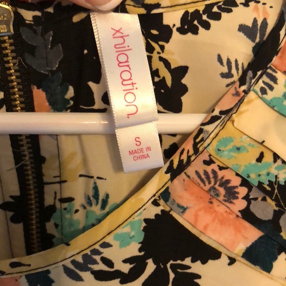 Dress - Picture 2 of 3